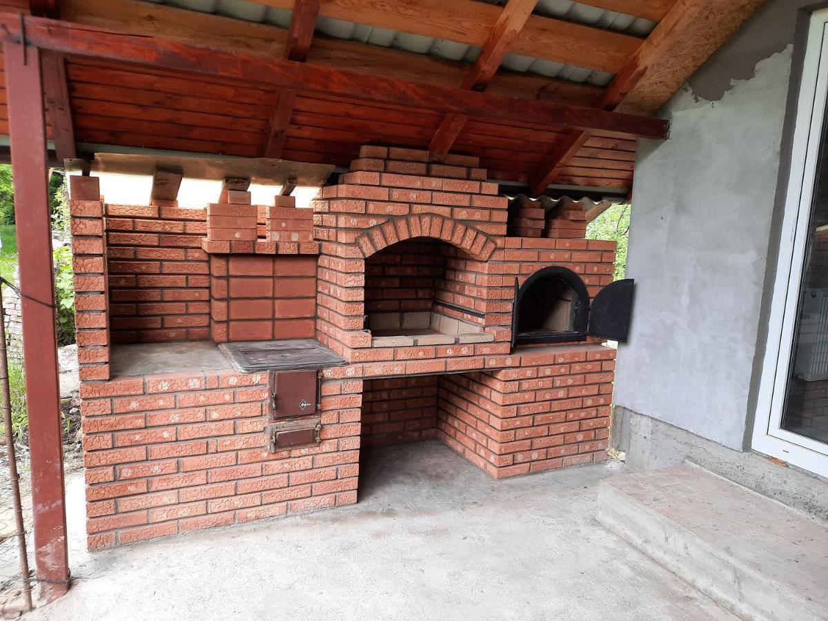 Casuta Bunicilor Pucioasa Exterior foto